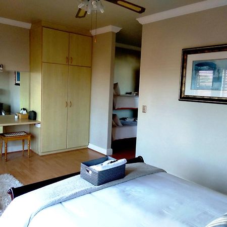 Casa Mia Guesthouse Table View Εξωτερικό φωτογραφία