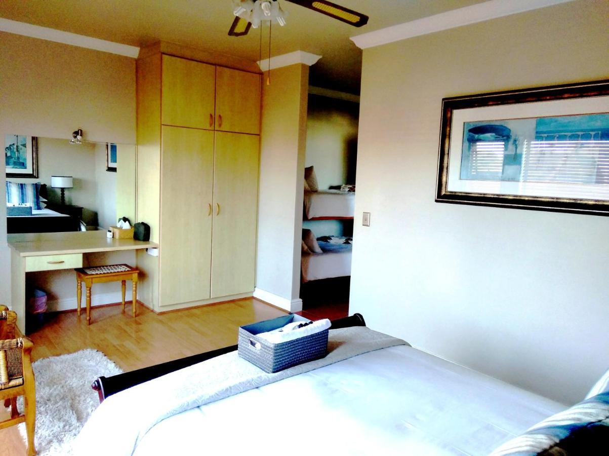 Casa Mia Guesthouse Table View Εξωτερικό φωτογραφία